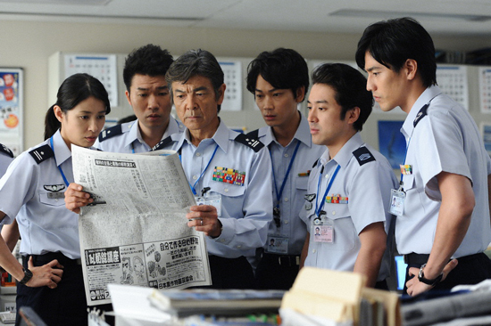 เรื่องย่อ ภารกิจพิชิตฝัน Public Affairs Office In The Sky